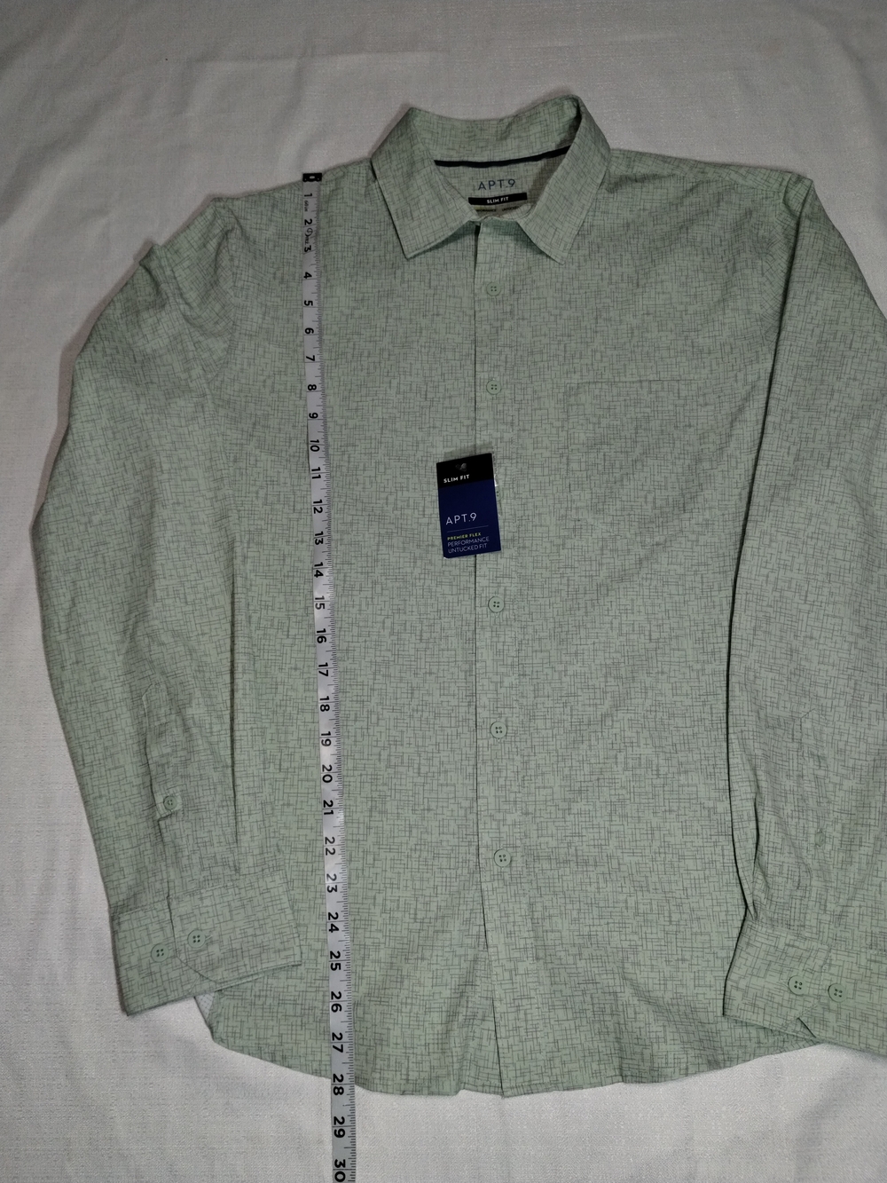 Apt. 9 Men’s Long-Sleeve Button-Down Shirt in Sage Green - Picture 3 of 11